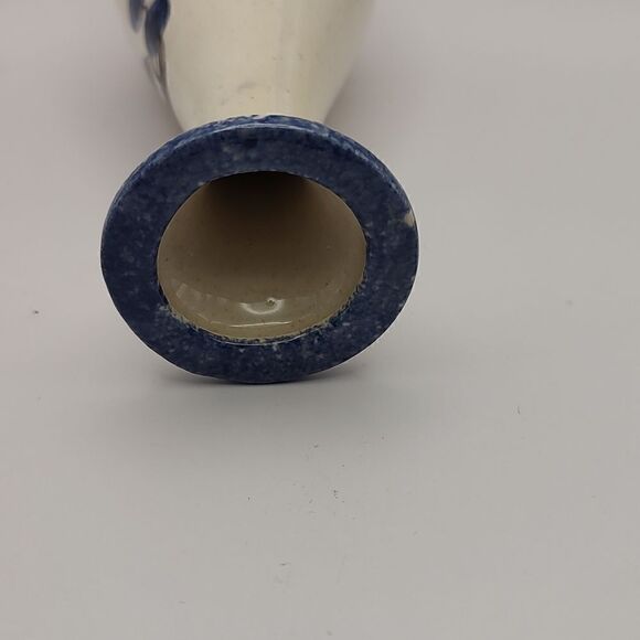 Wild Blueberry Vine Footed Pottery Bud Vase, Artist Signed - Picture 6 of 7